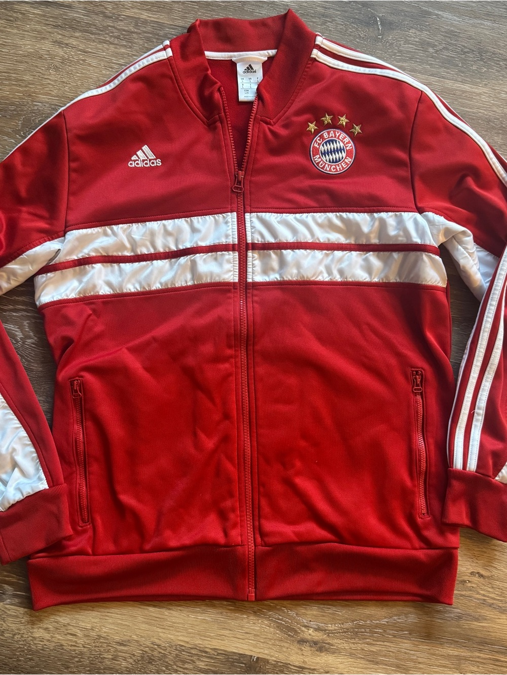 Adidas FC Bayern Red Track Jacket Men’s L EUC